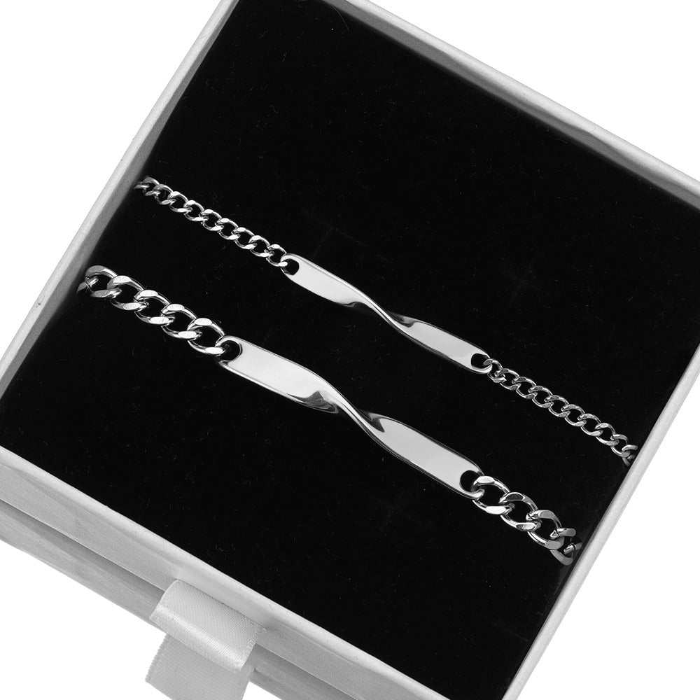 Armband-Set mit Infinity-Gravur