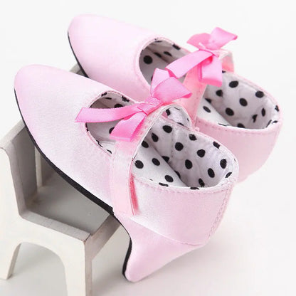 Baby Girl Bow Shoes with Pointed Toes and Decorative Heels for Photography [YQT:ULO-261002-001:6c334890deb2514c]