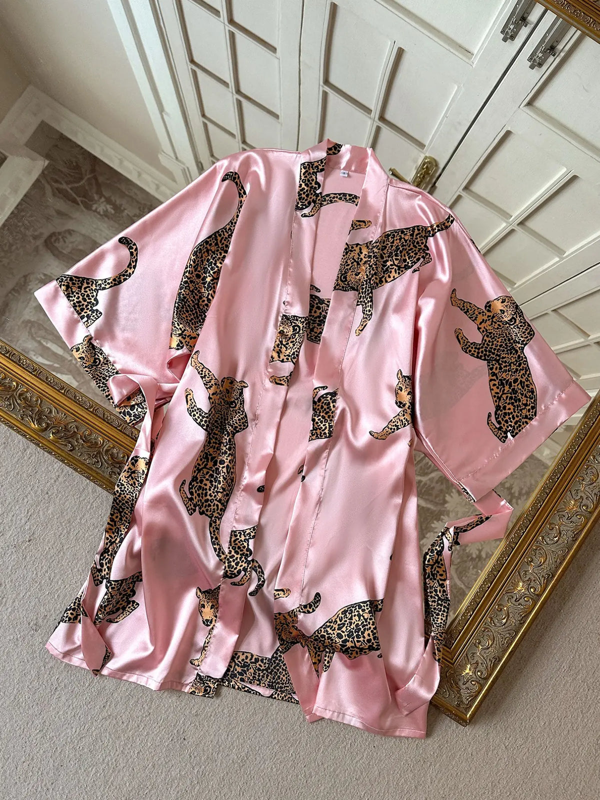 Women's Leopard Print Kimono Robe with Tie Waist and Wide Sleeves [YQT:ULO-260921-001:697a74ffbc25dece]
