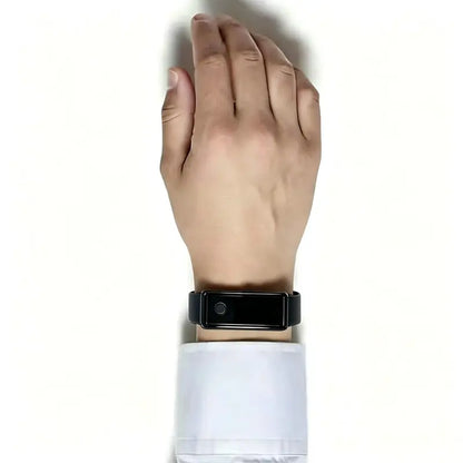Black Scent Diffuser Bracelet with Glossy Rectangular Design and Adjustable Band [YQT:ULO-260926-002:b198b7943a0c64e7]