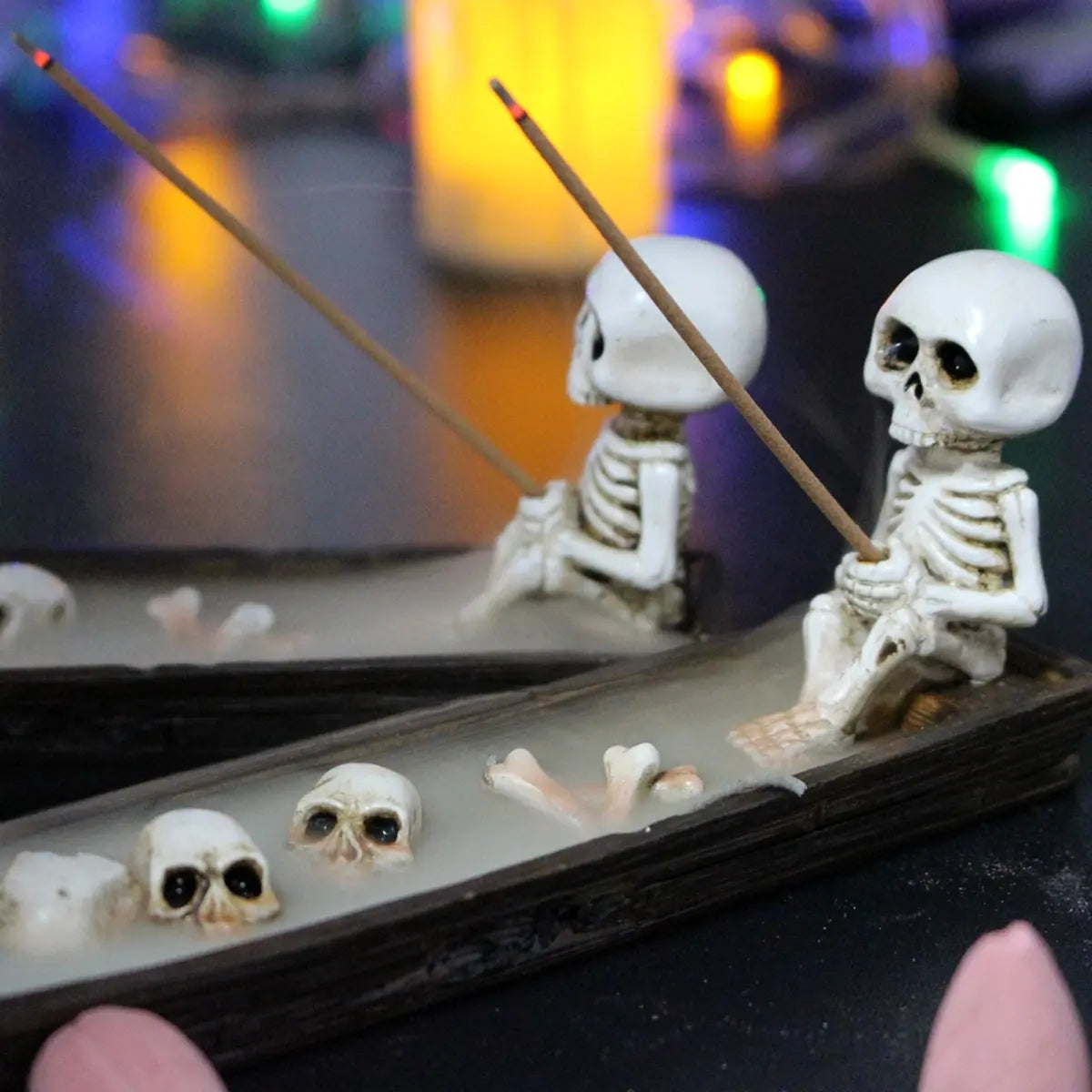 Skeleton Fishing Boat Incense Burner with Skull Details and Backflow Smoke Effect [YQT:ULO-260924-004:6ddba0f94072fab2]