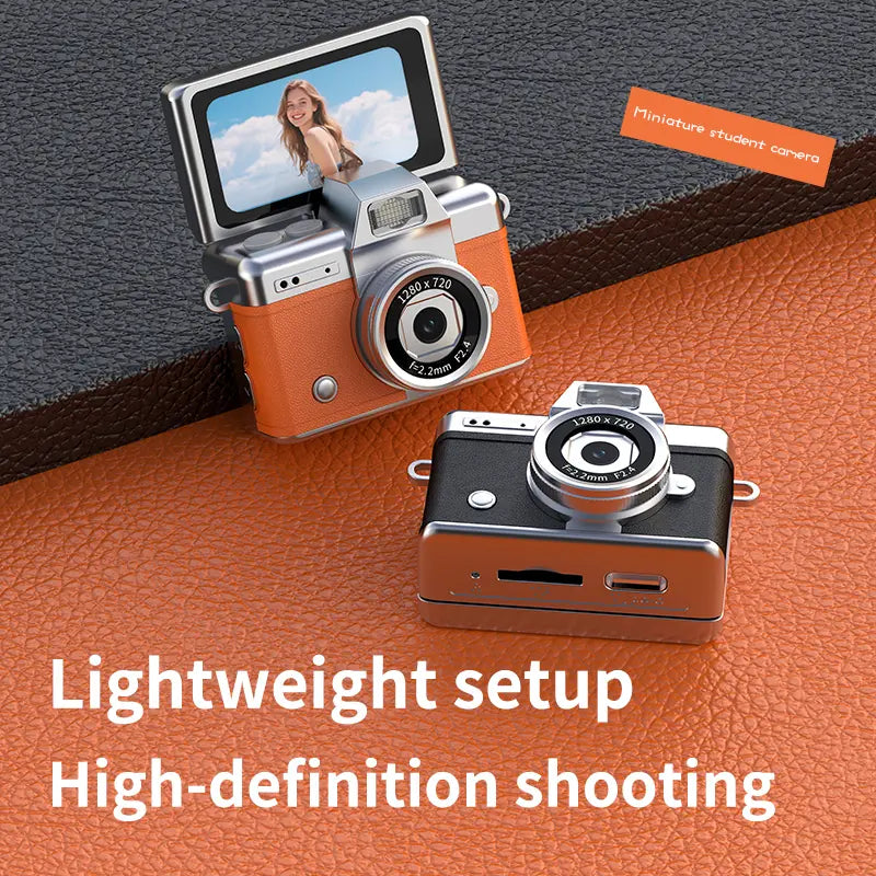 Mini Retro Digital Keychain Camera with Flip Screen and Flash [YQT:ULO-261012-002:c127aaab3ce212dd]