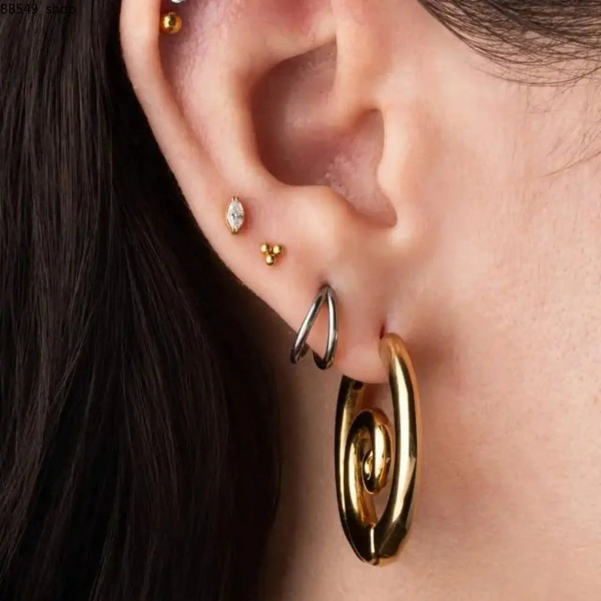 Stainless Steel Spiral Hoop Earrings in Gold and Silver Tones [YQT:ULO-260917-006:76aeb7a9ac064701]