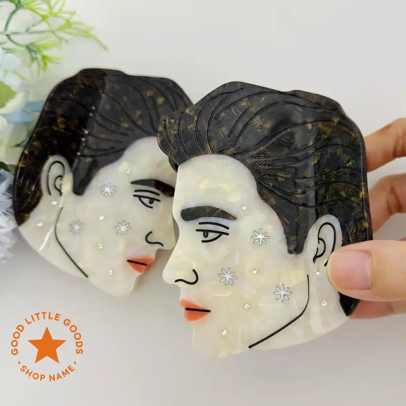 Halloween Horror Hair Claw Clip Mystery Box with Random Designs [YQT:ULO-261009-003:19f8f4181933a086]