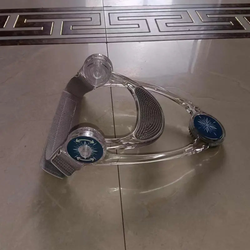 Adjustable Neck Support Collar with Curved Chin Rest and Circular Accents [YQT:ULO-260926-003:c71c00e915b94d45]