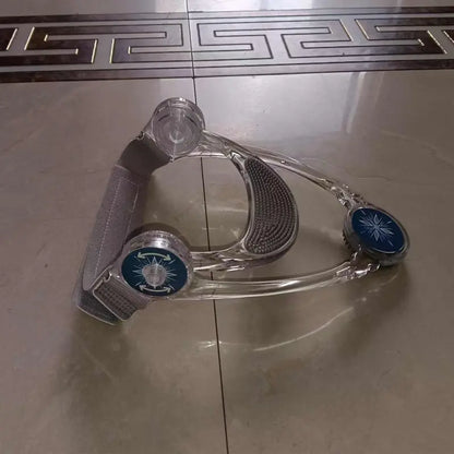 Adjustable Neck Support Collar with Curved Chin Rest and Circular Accents [YQT:ULO-260926-003:c71c00e915b94d45]