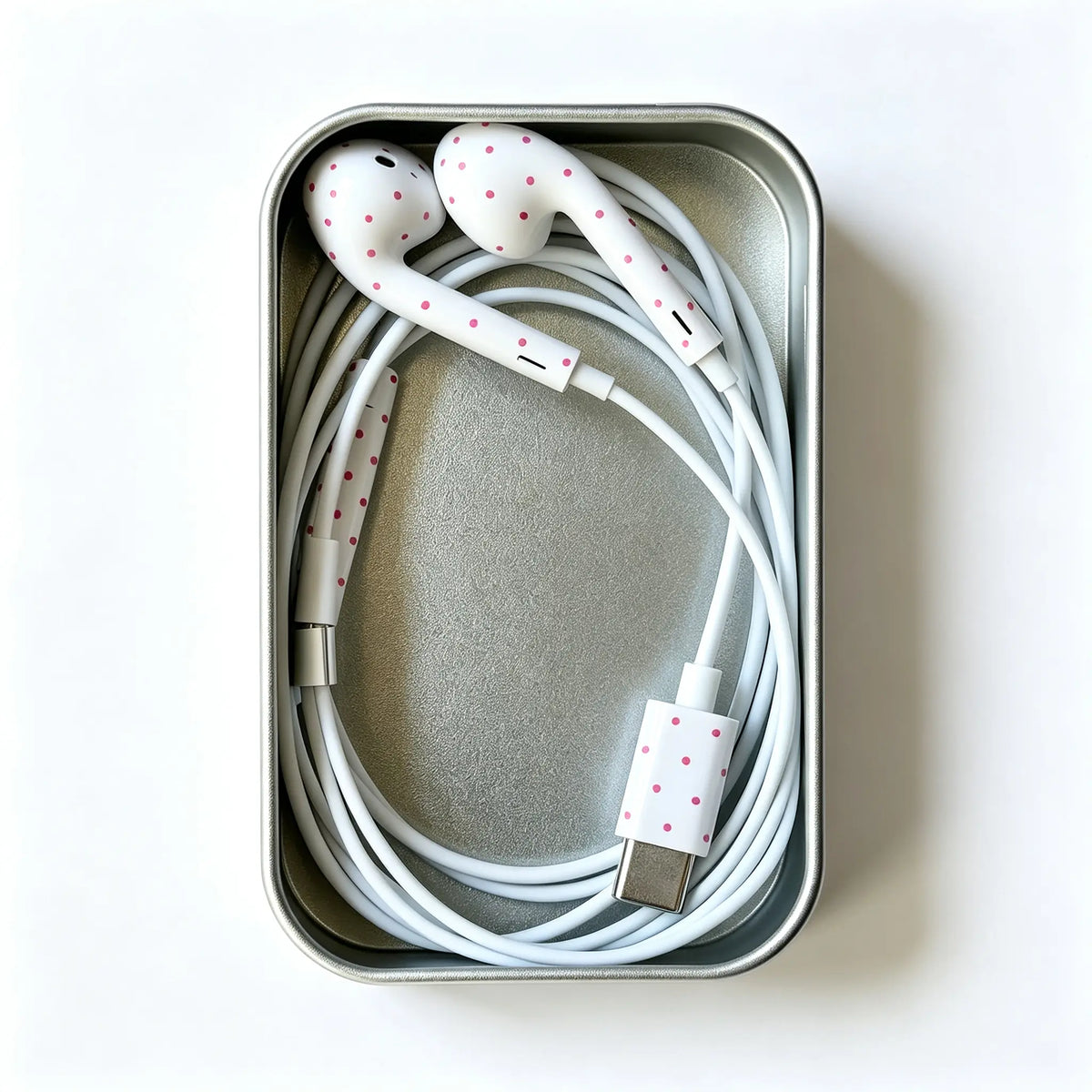 USB-C Wired Earbuds with Star and Polka Dot Designs in Multiple Colors [YQT:ULO-260916-008:89c663b315c671a1]