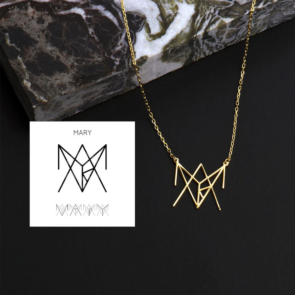 💗Collier personnalisé avec logo et nom au design unique.